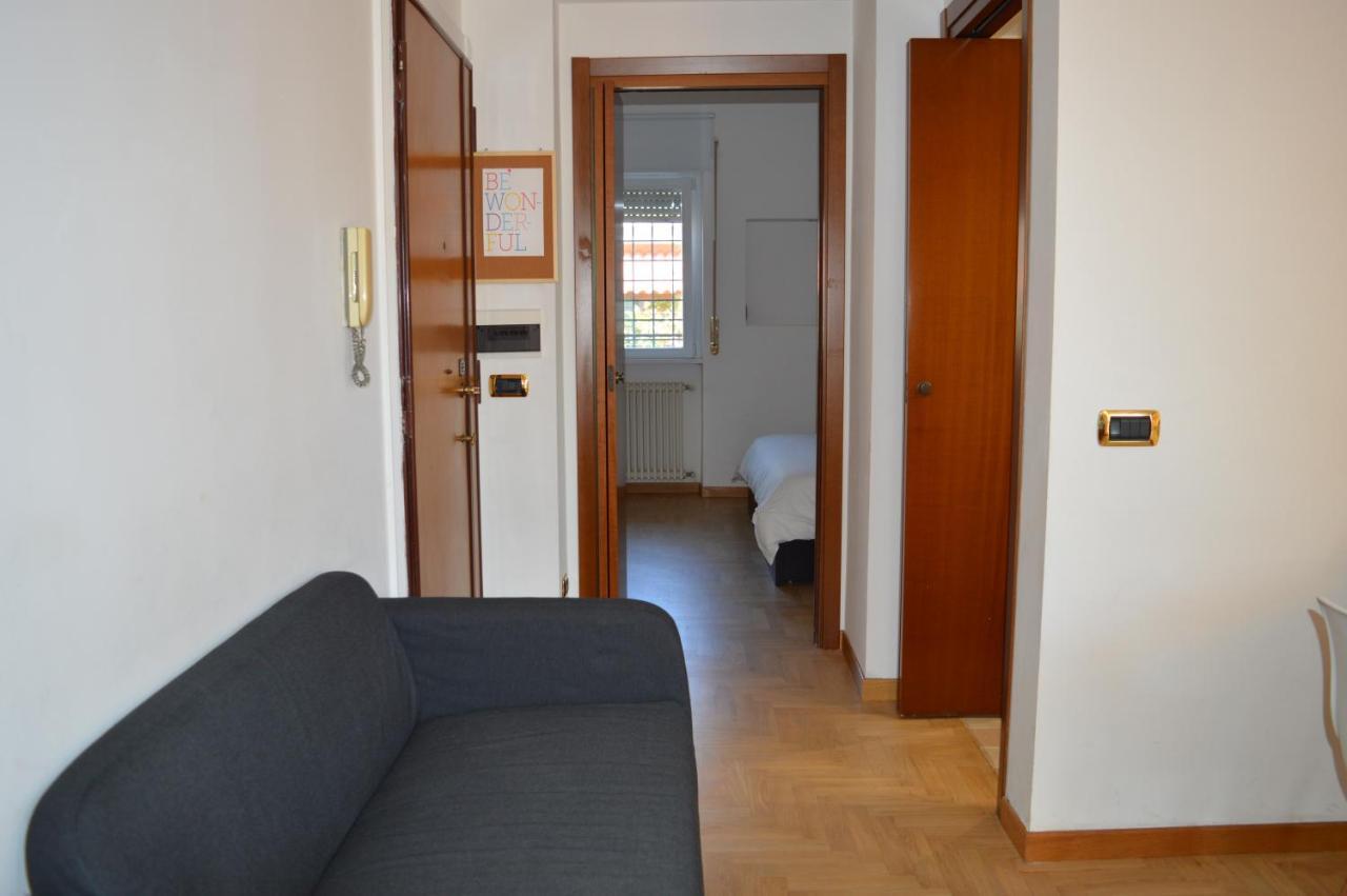 Domi - Appartamento Roma Extérieur photo